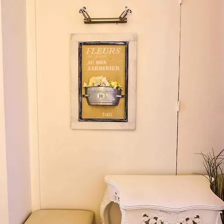 New Spacious Flat Near Montorgueil Апартаменты